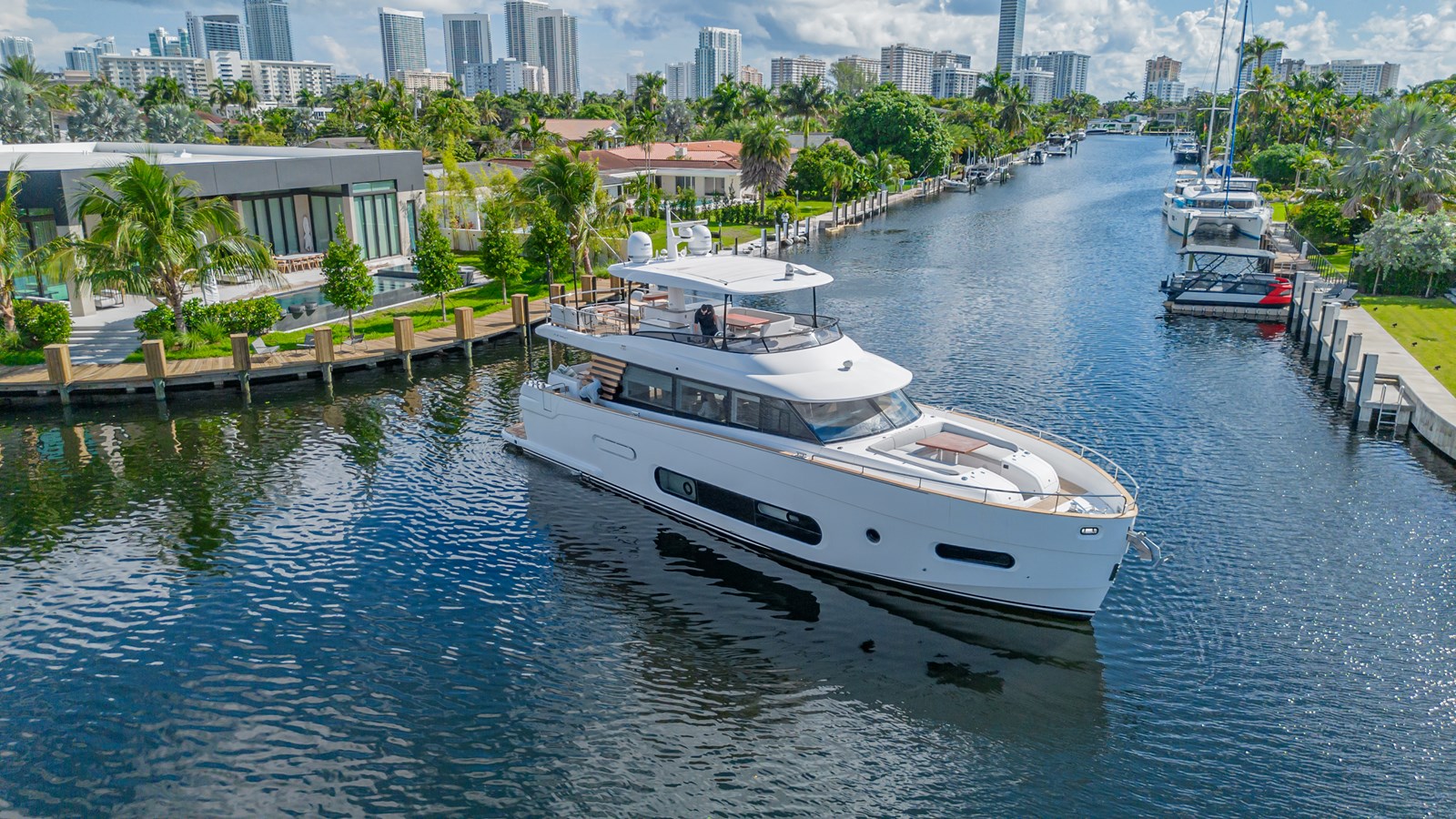 Azimut Yachts Motor Yacht XAX66M61L122 For Sale
