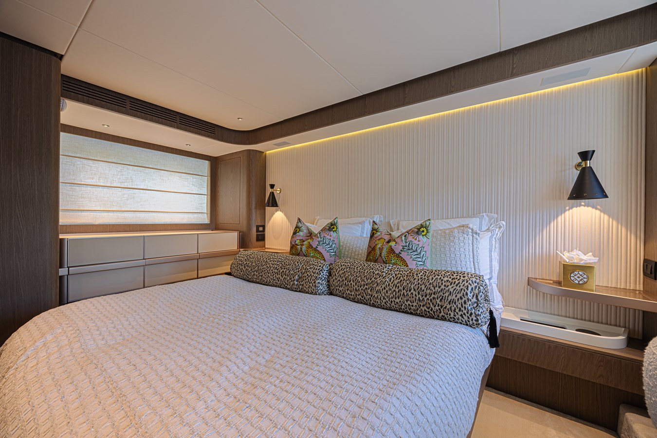 Azimut Yachts Motor Yacht XAX66M61L122 For Sale
