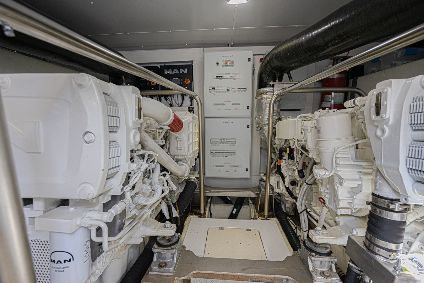 Azimut Yachts Motor Yacht XAX66M61L122 For Sale