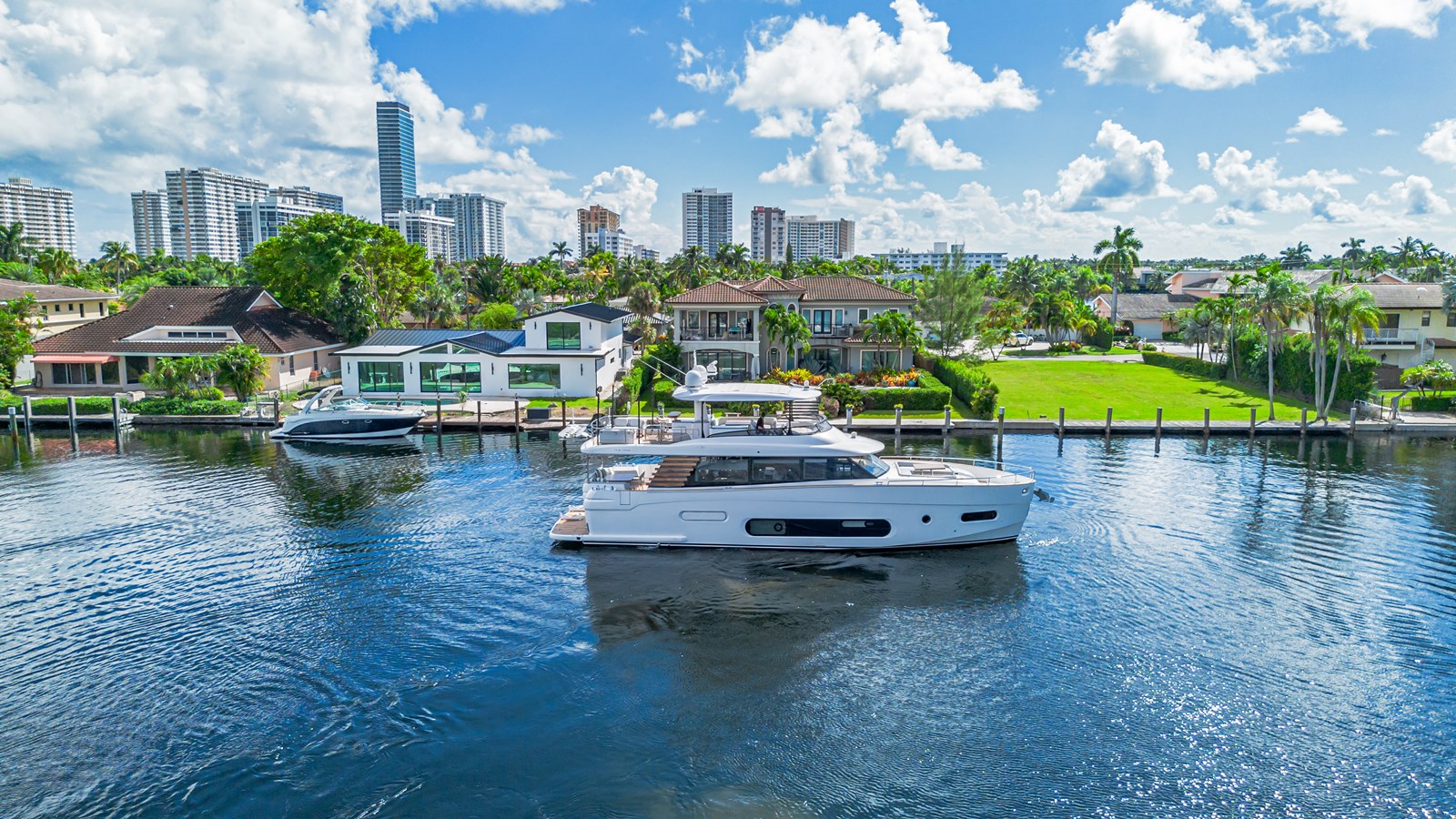 Azimut Yachts Motor Yacht XAX66M61L122 For Sale