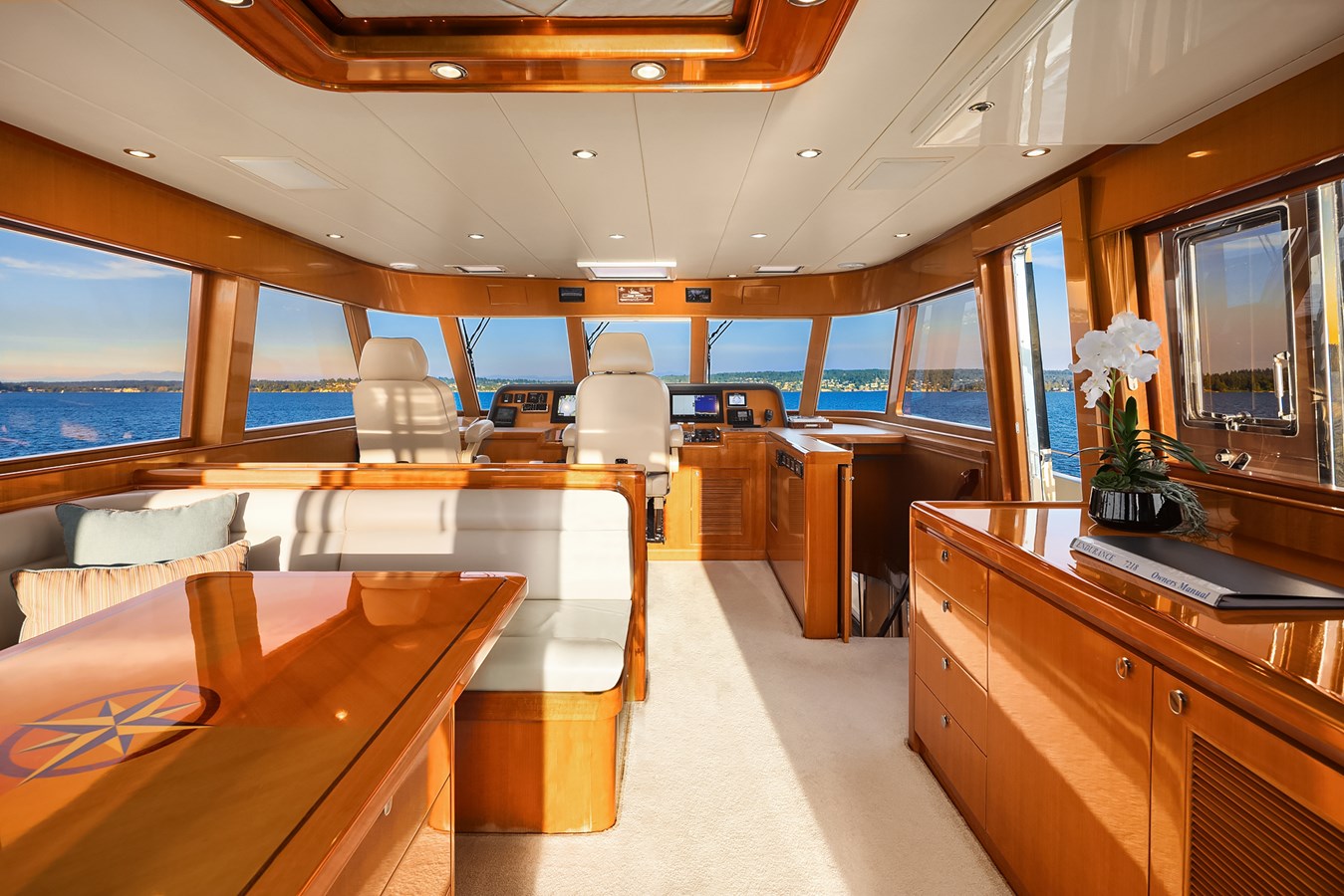 Hampton Yachts Motor Yacht LA BELLA VITA II For Sale