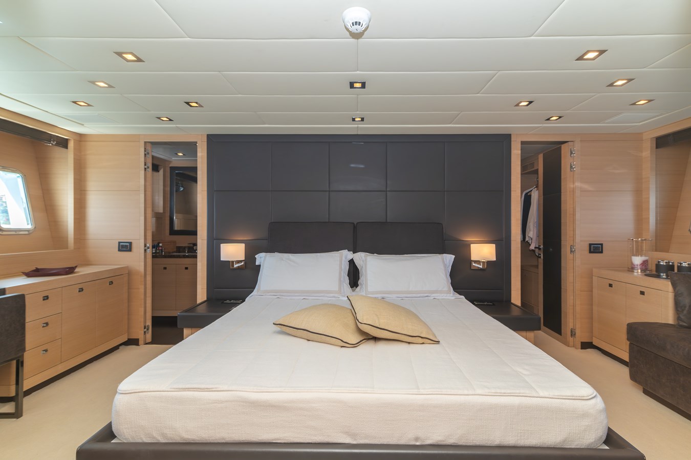 Overmarine Group Cruising Yacht KAWAI For Sale