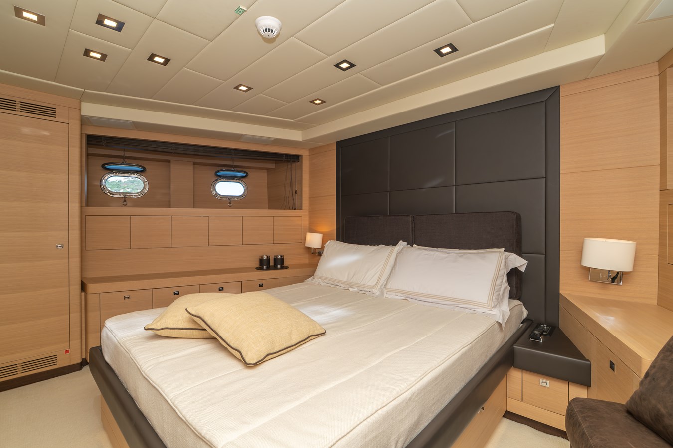 Overmarine Group Cruising Yacht KAWAI For Sale