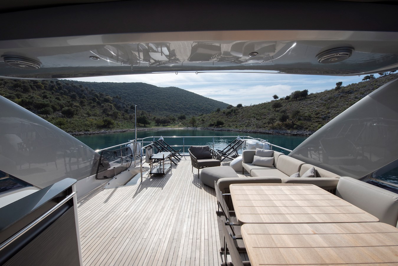 Princess Yachts Motor Yacht Lady Parisa For Sale
