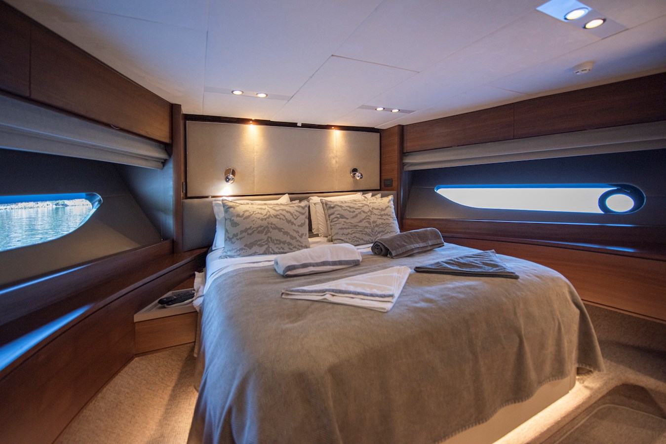 Princess Yachts Motor Yacht Lady Parisa For Sale