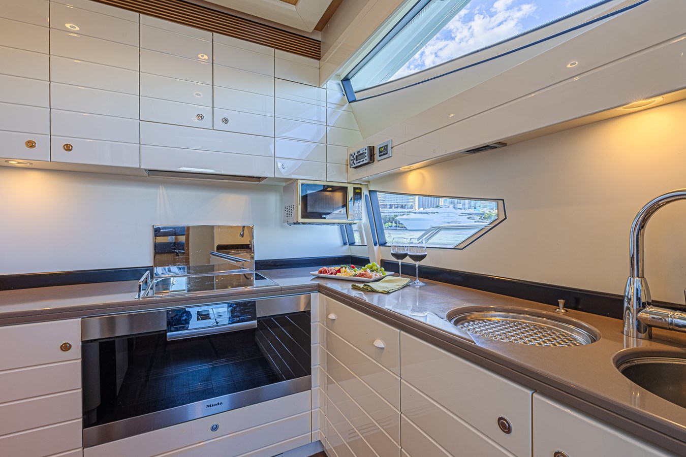 Ferretti Yachts Motor Yacht Noral For Sale