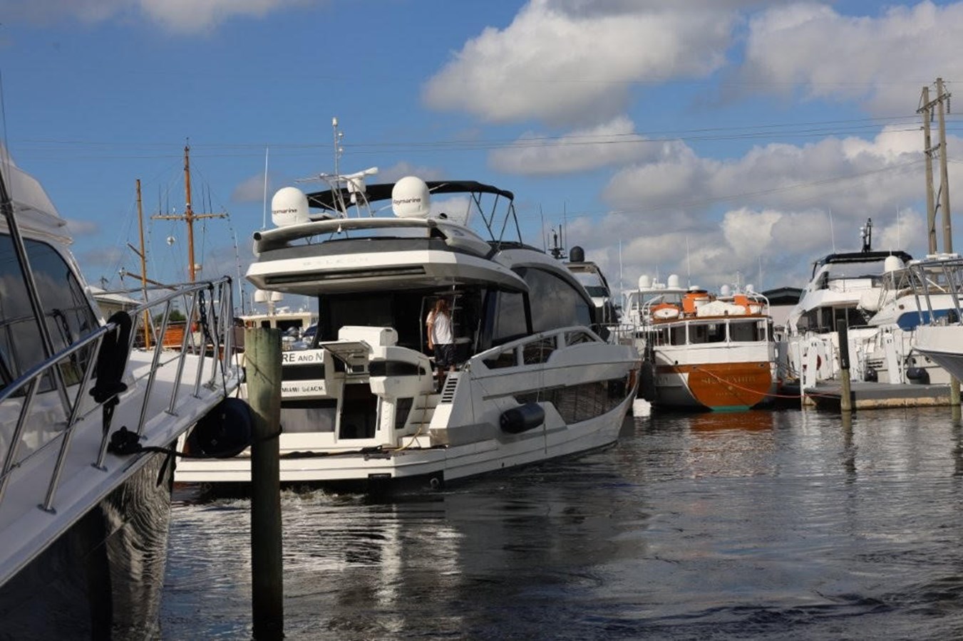 Galeon Yachts Motor Yacht GLN65001J819 For Sale