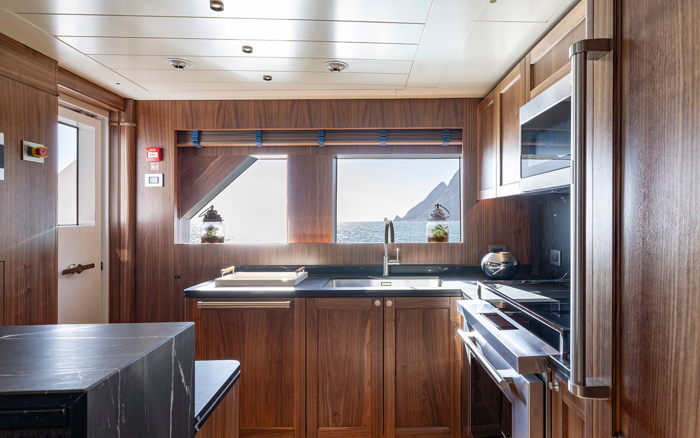 Cantiere Delle Marche Motor Yacht EMPIRE For Sale