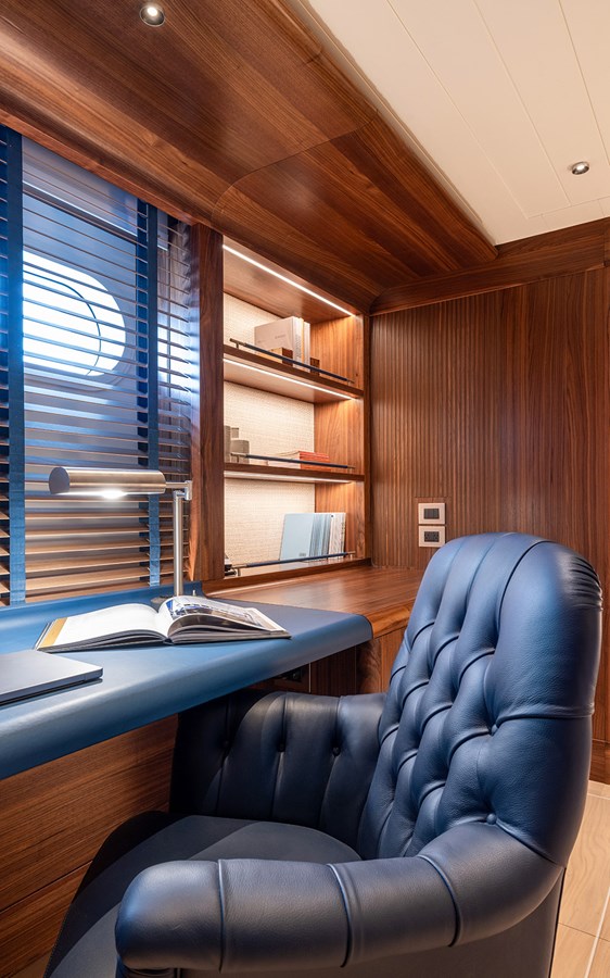 Cantiere Delle Marche Motor Yacht EMPIRE For Sale