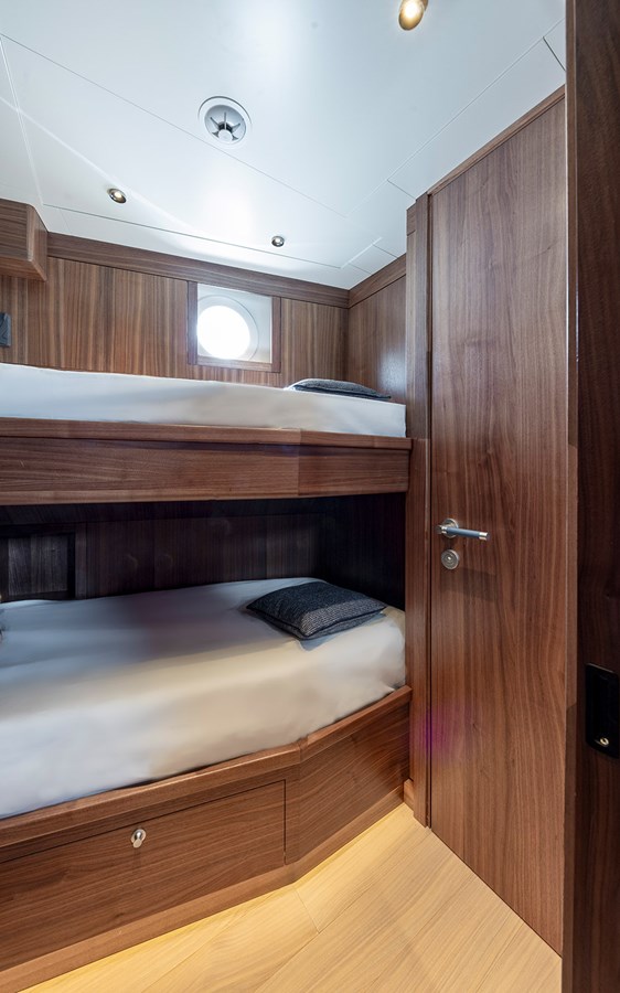 Cantiere Delle Marche Motor Yacht EMPIRE For Sale