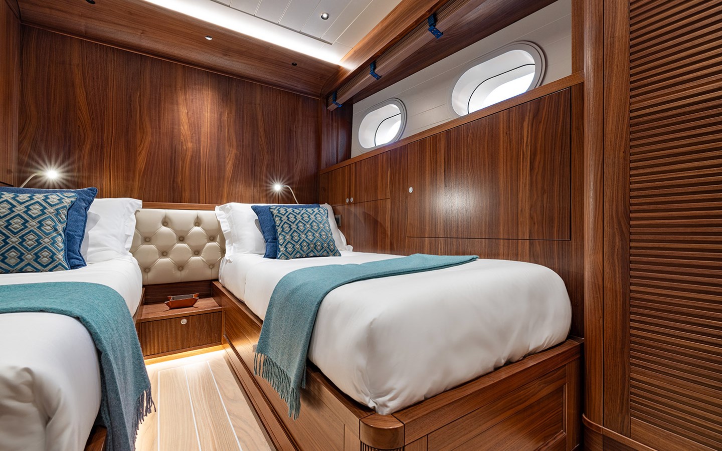 Cantiere Delle Marche Motor Yacht EMPIRE For Sale