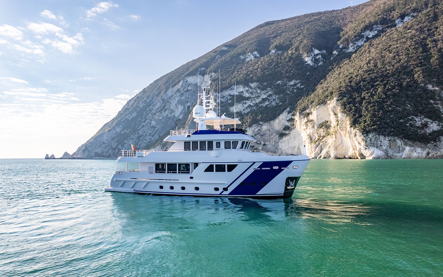 Cantiere Delle Marche Motor Yacht EMPIRE For Sale