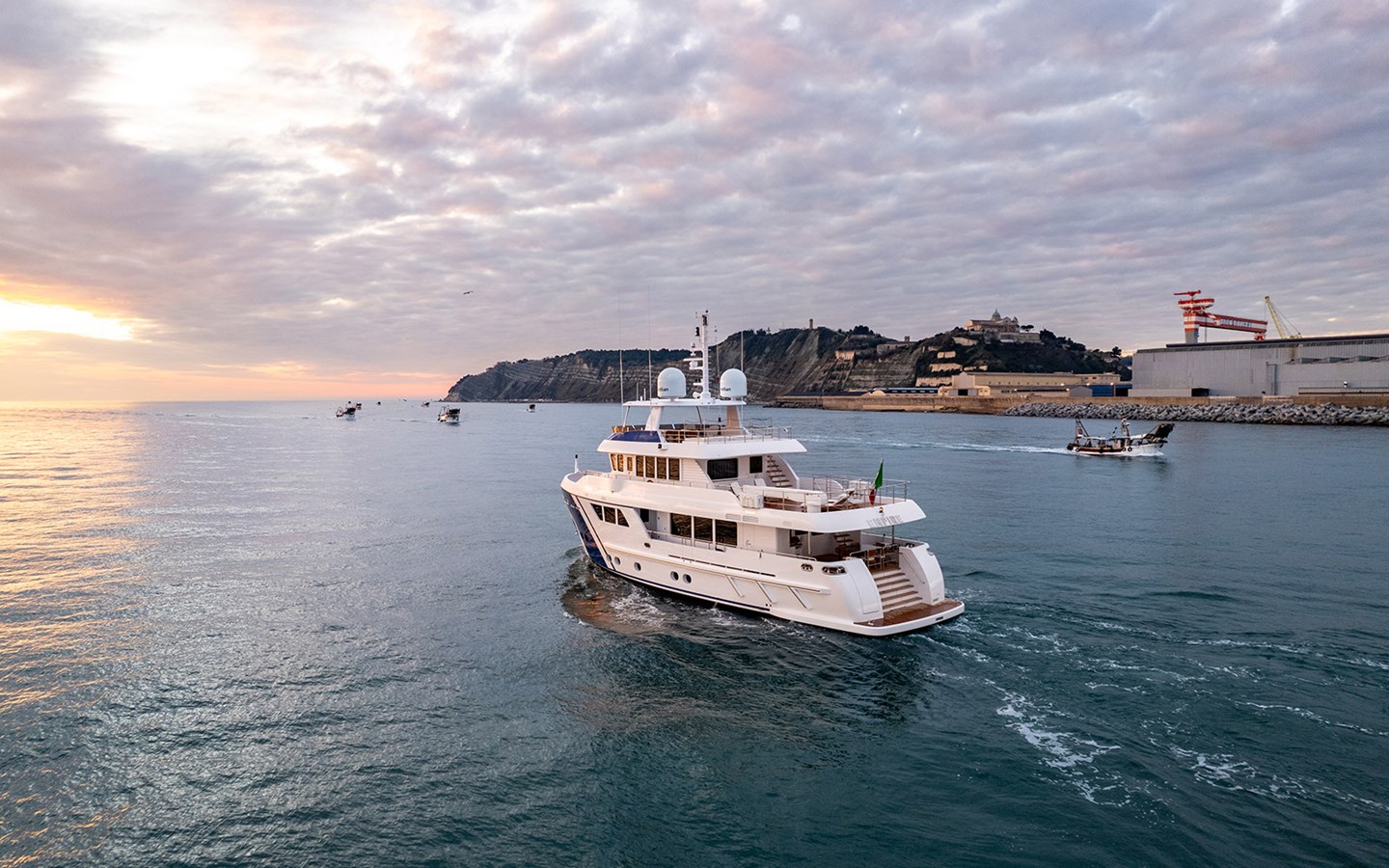 Cantiere Delle Marche Motor Yacht EMPIRE For Sale