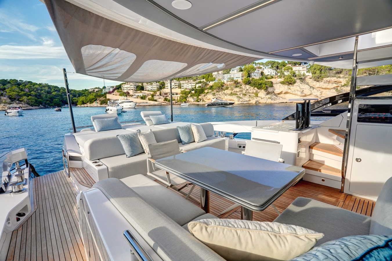 Azimut Yachts Motor Yacht APRICITY For Sale