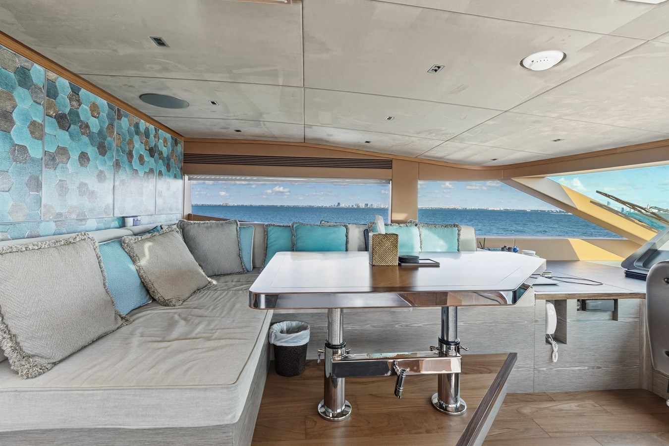 Horizon Yachts Motor Yacht WILD DUCK For Sale