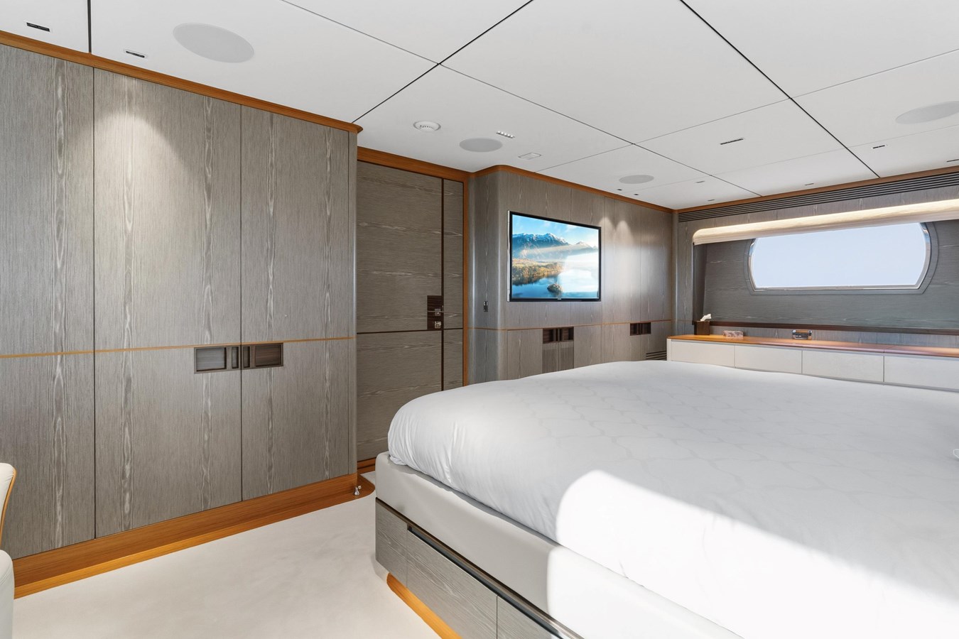 Horizon Yachts Motor Yacht WILD DUCK For Sale