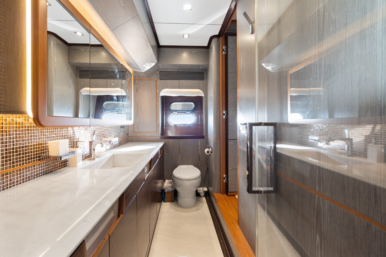 Horizon Yachts Motor Yacht WILD DUCK For Sale