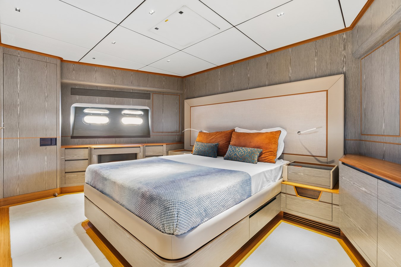 Horizon Yachts Motor Yacht WILD DUCK For Sale