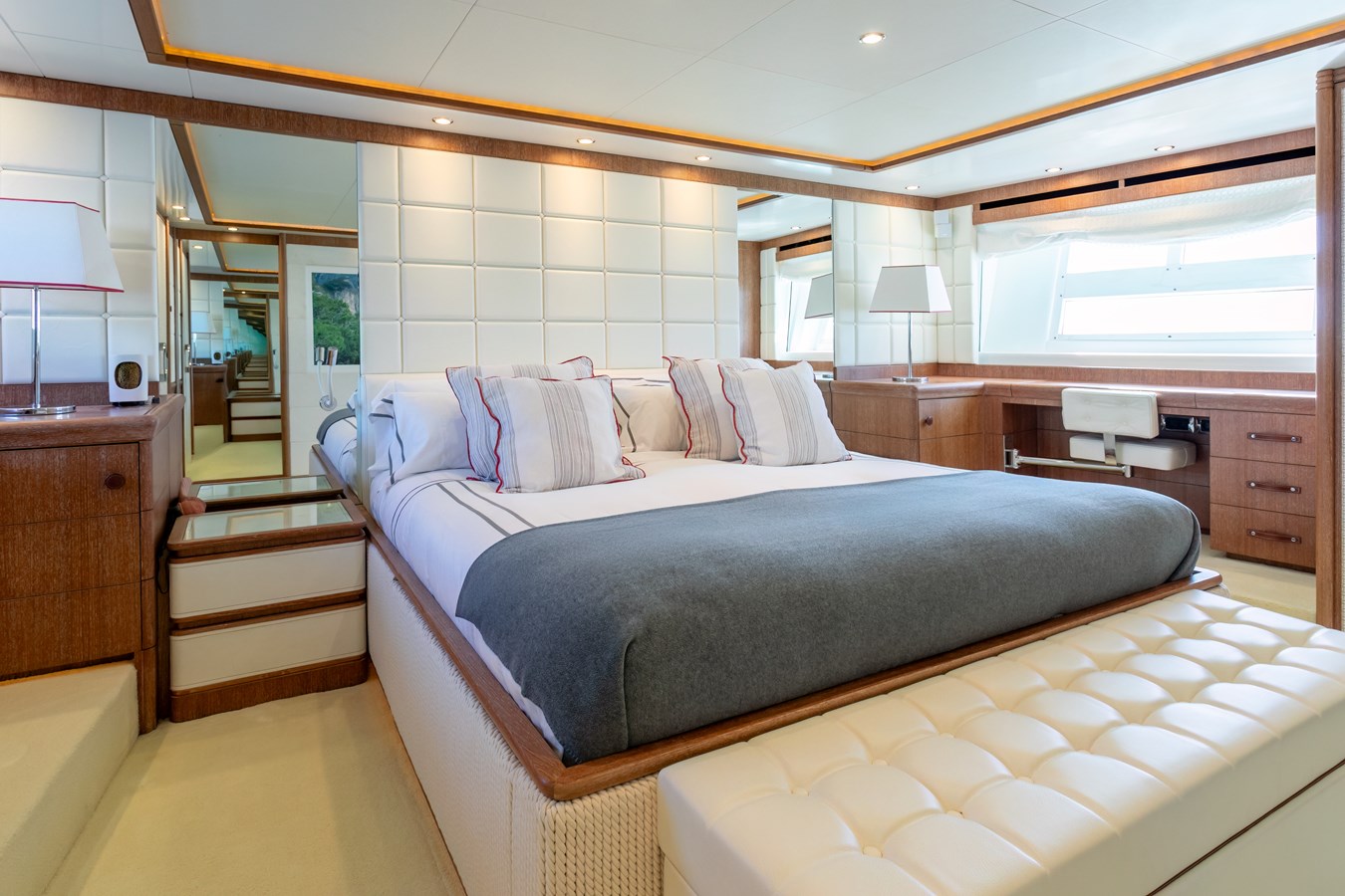 Astilleros Astondoa Motor Yacht B TWO For Sale