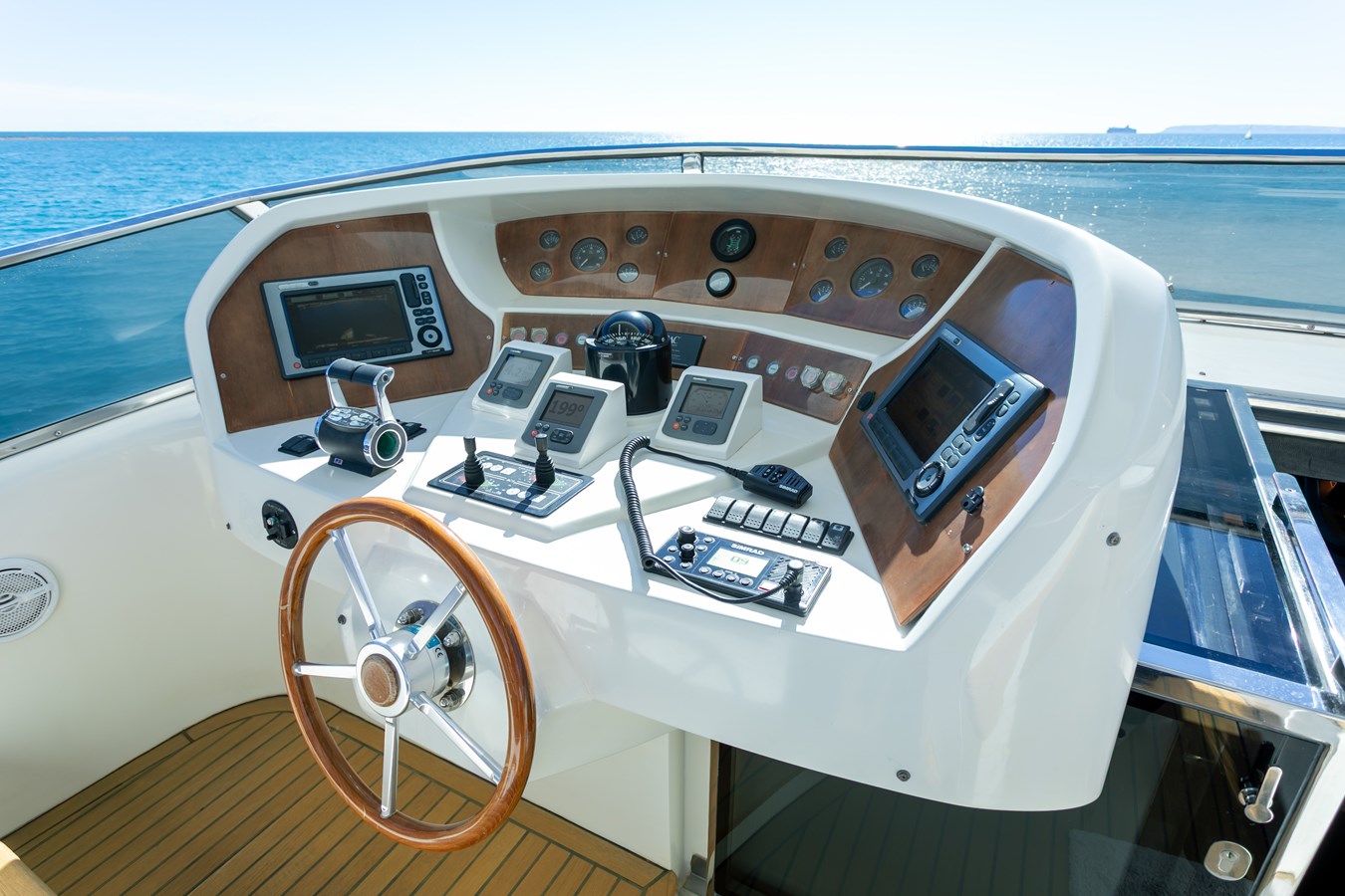 Astilleros Astondoa Motor Yacht B TWO For Sale