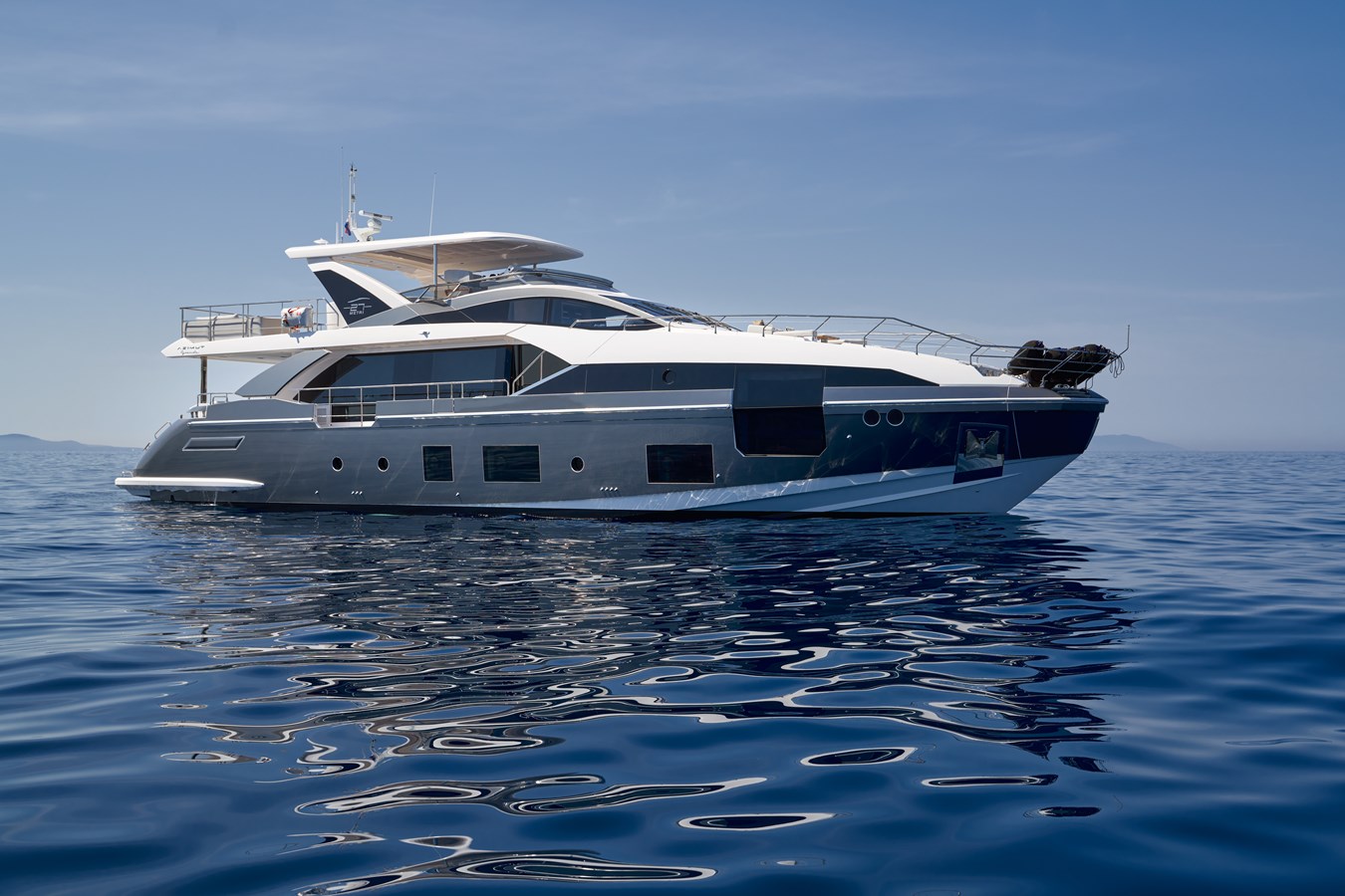 Azimut Yachts Motor Yacht ALUMINIA TOO For Sale