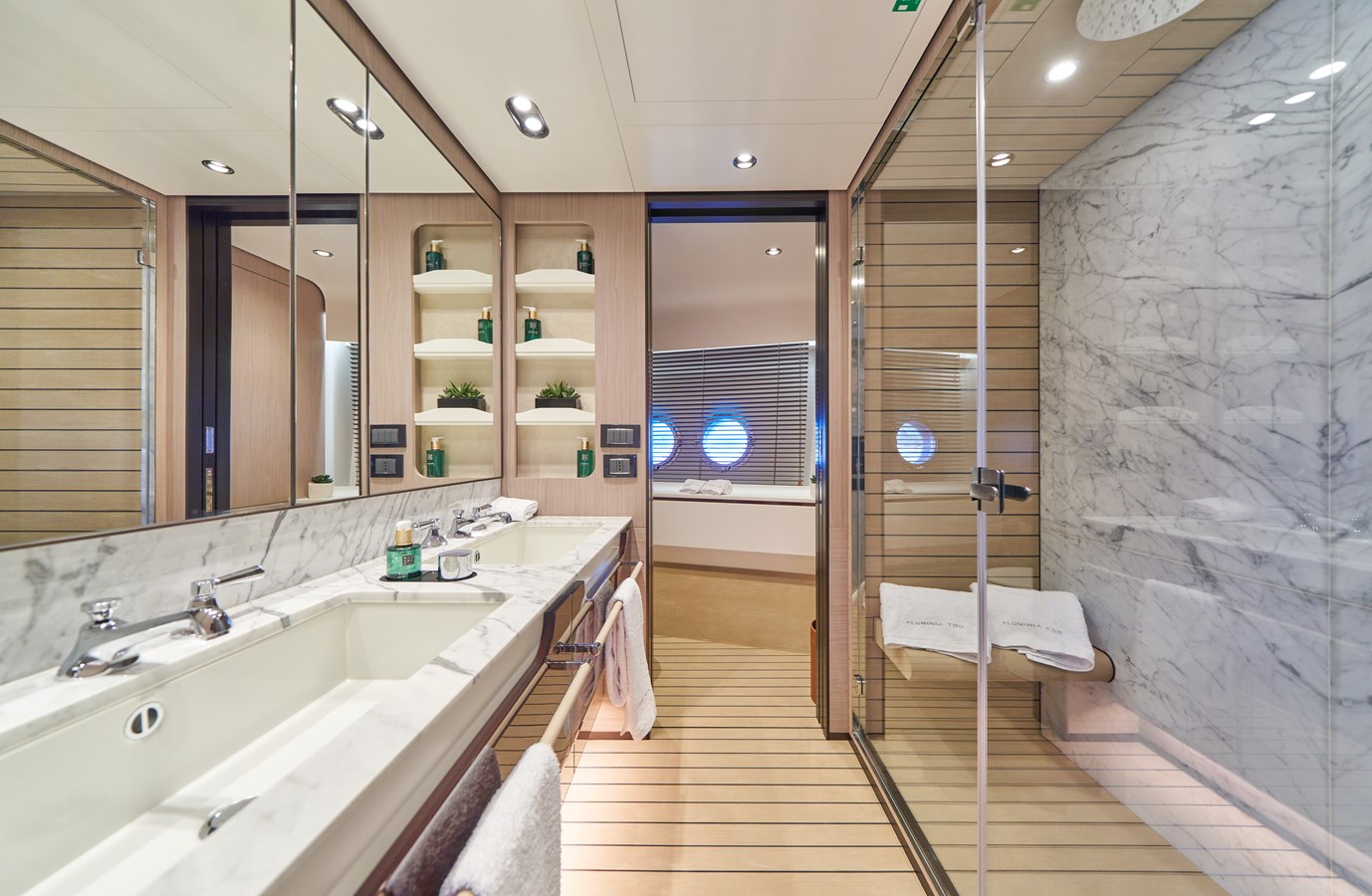 Azimut Yachts Motor Yacht ALUMINIA TOO For Sale