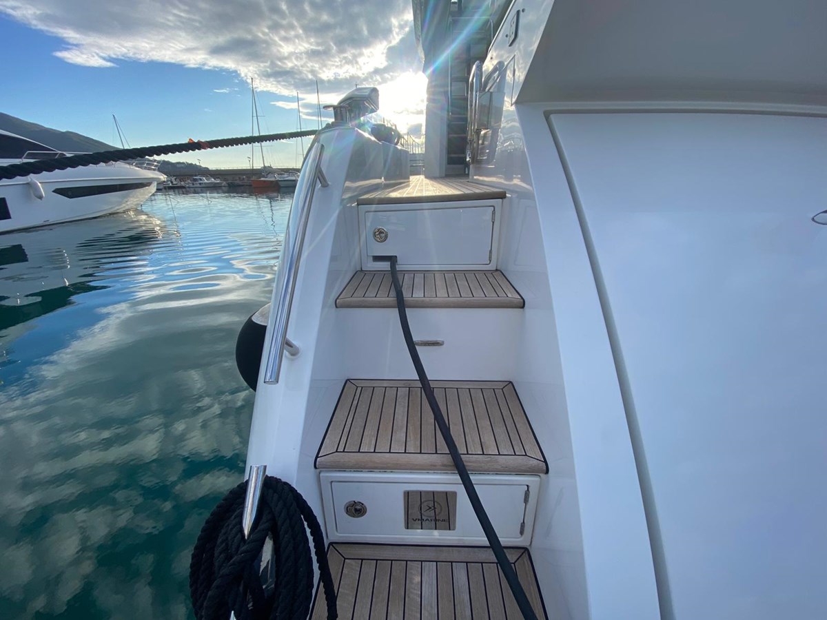 Azimut Yachts Motor Yacht 10009846 For Sale