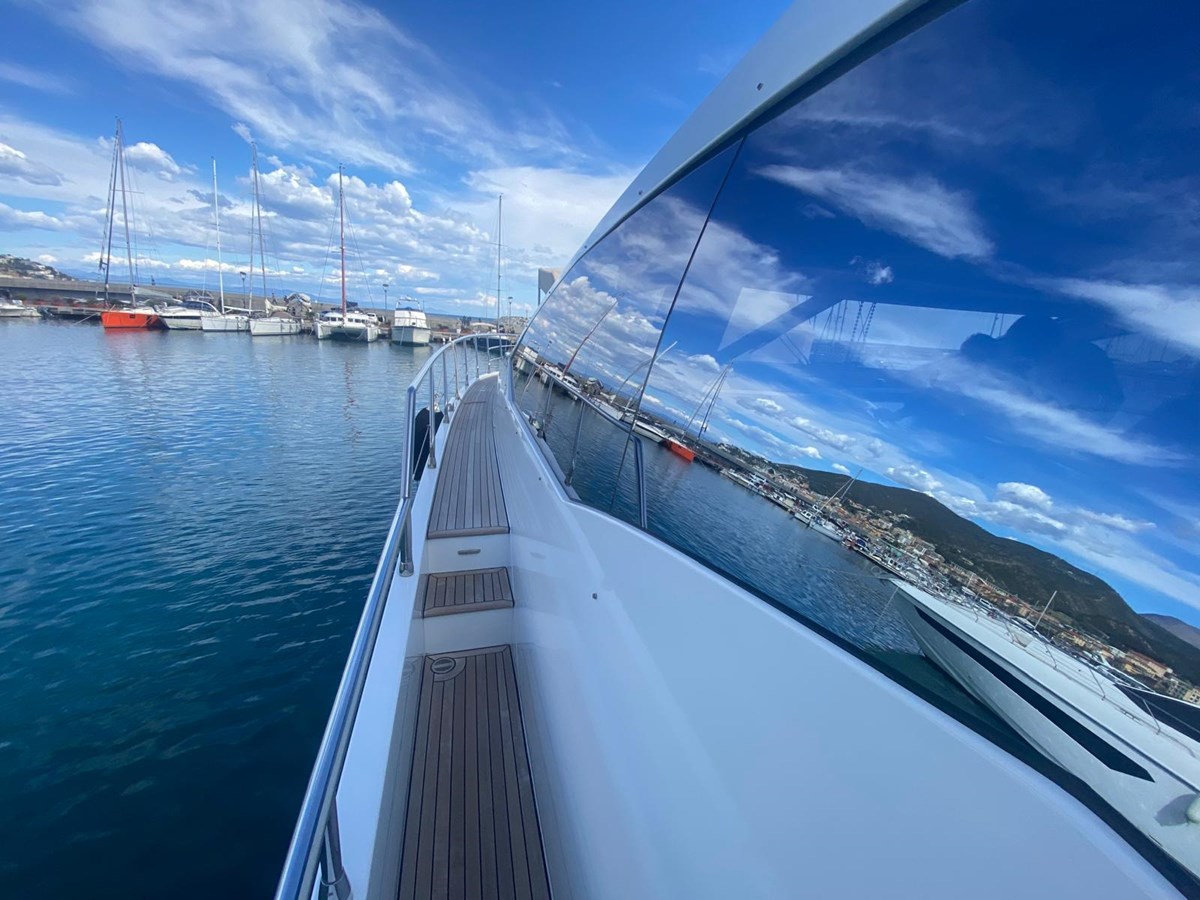 Azimut Yachts Motor Yacht 10009846 For Sale