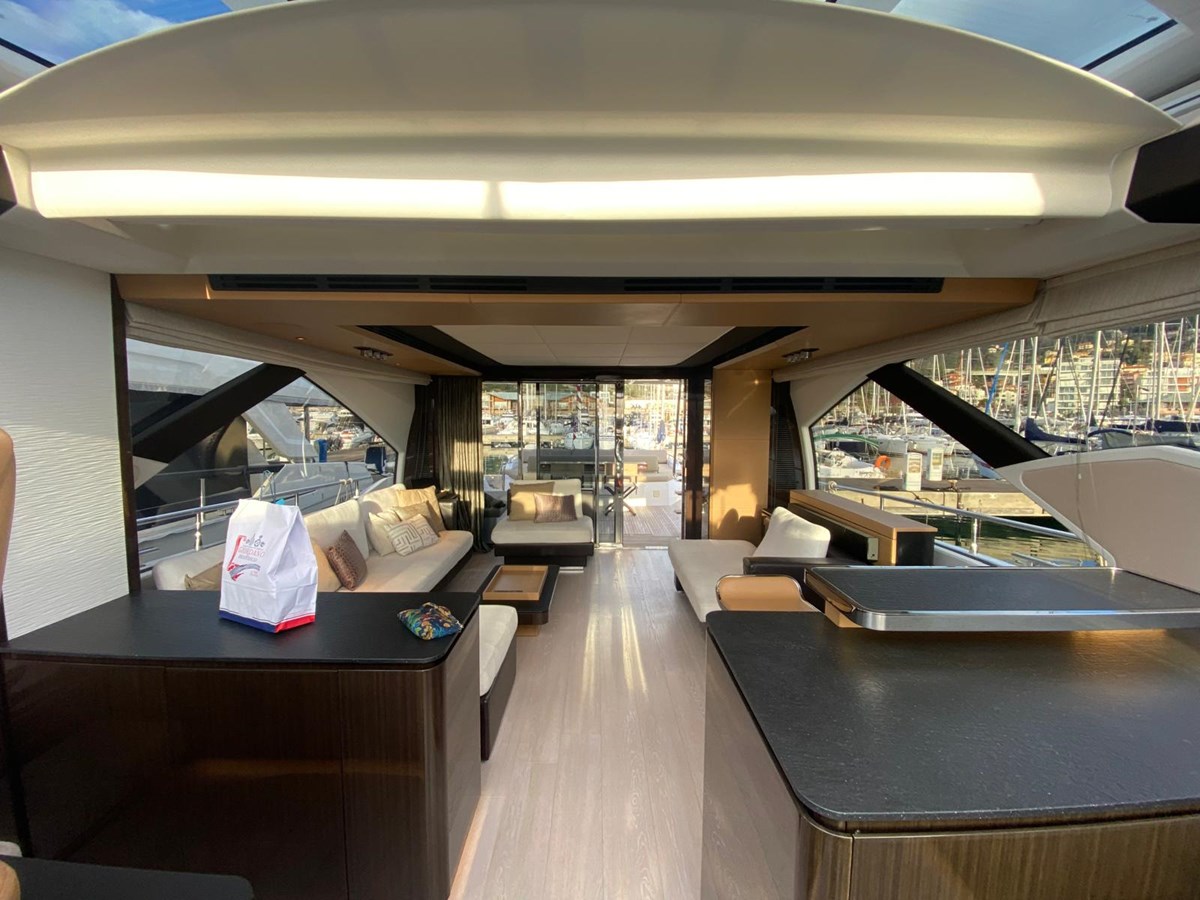 Azimut Yachts Motor Yacht 10009846 For Sale