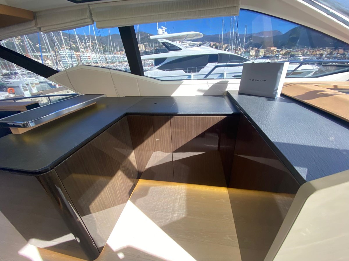 Azimut Yachts Motor Yacht 10009846 For Sale