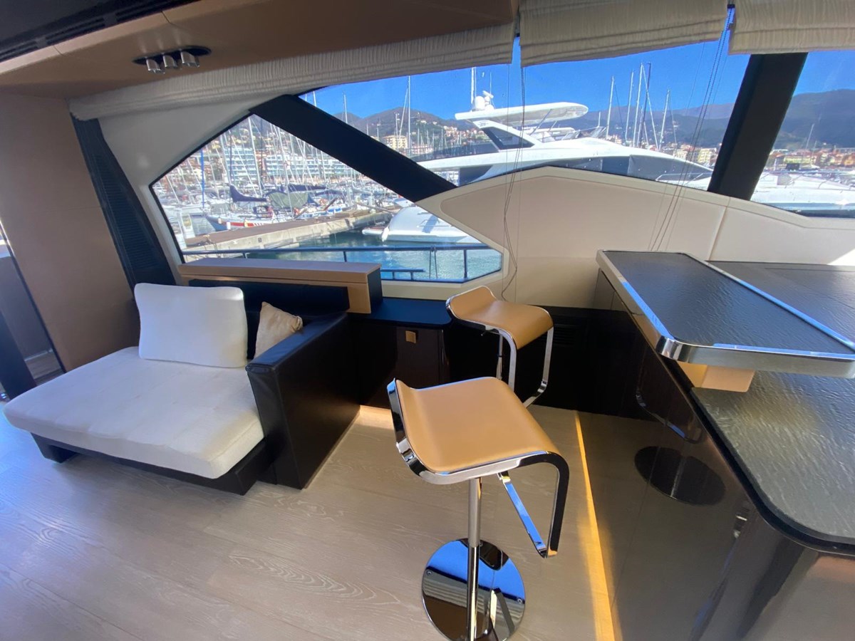 Azimut Yachts Motor Yacht 10009846 For Sale