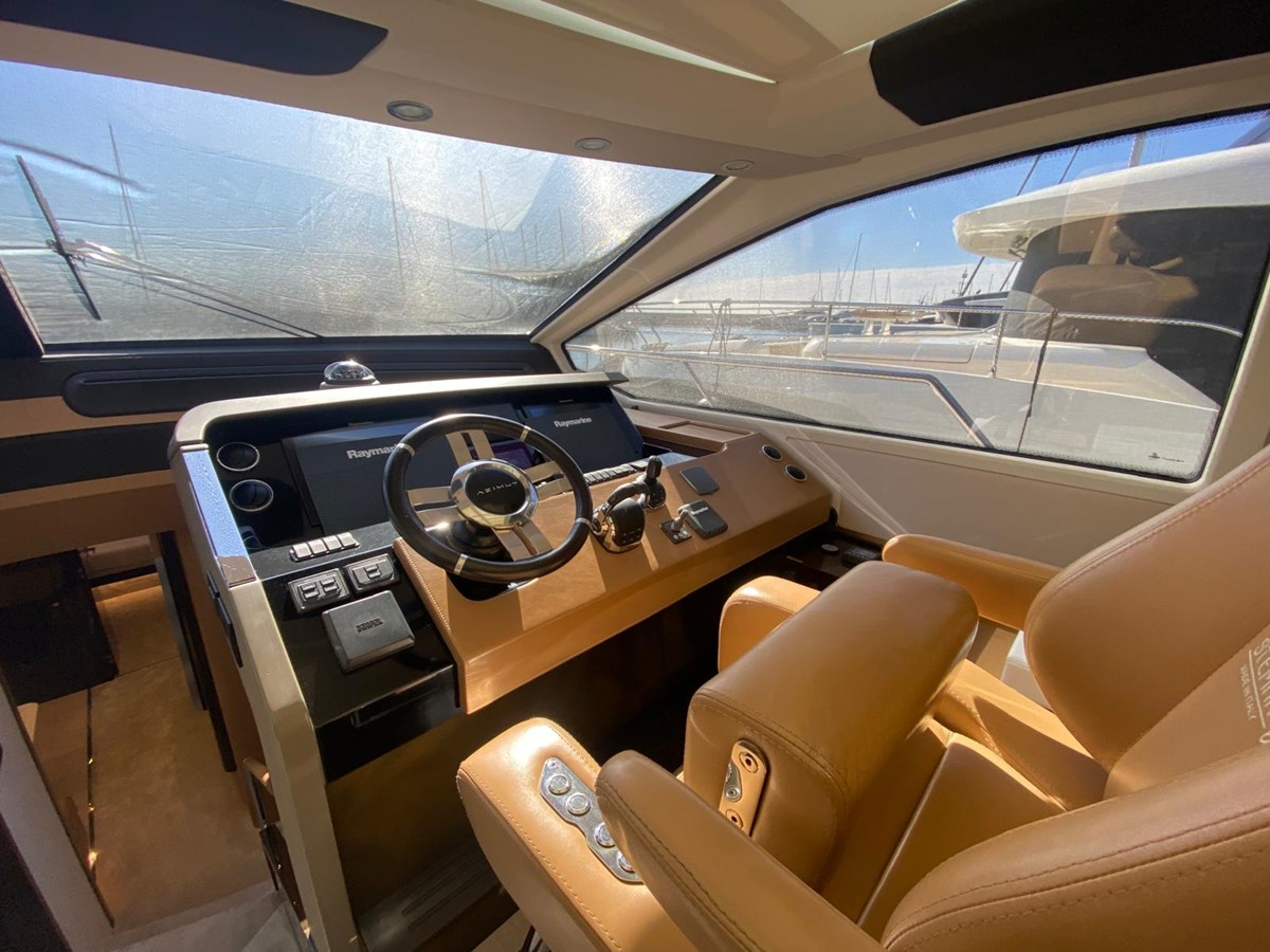 Azimut Yachts Motor Yacht 10009846 For Sale