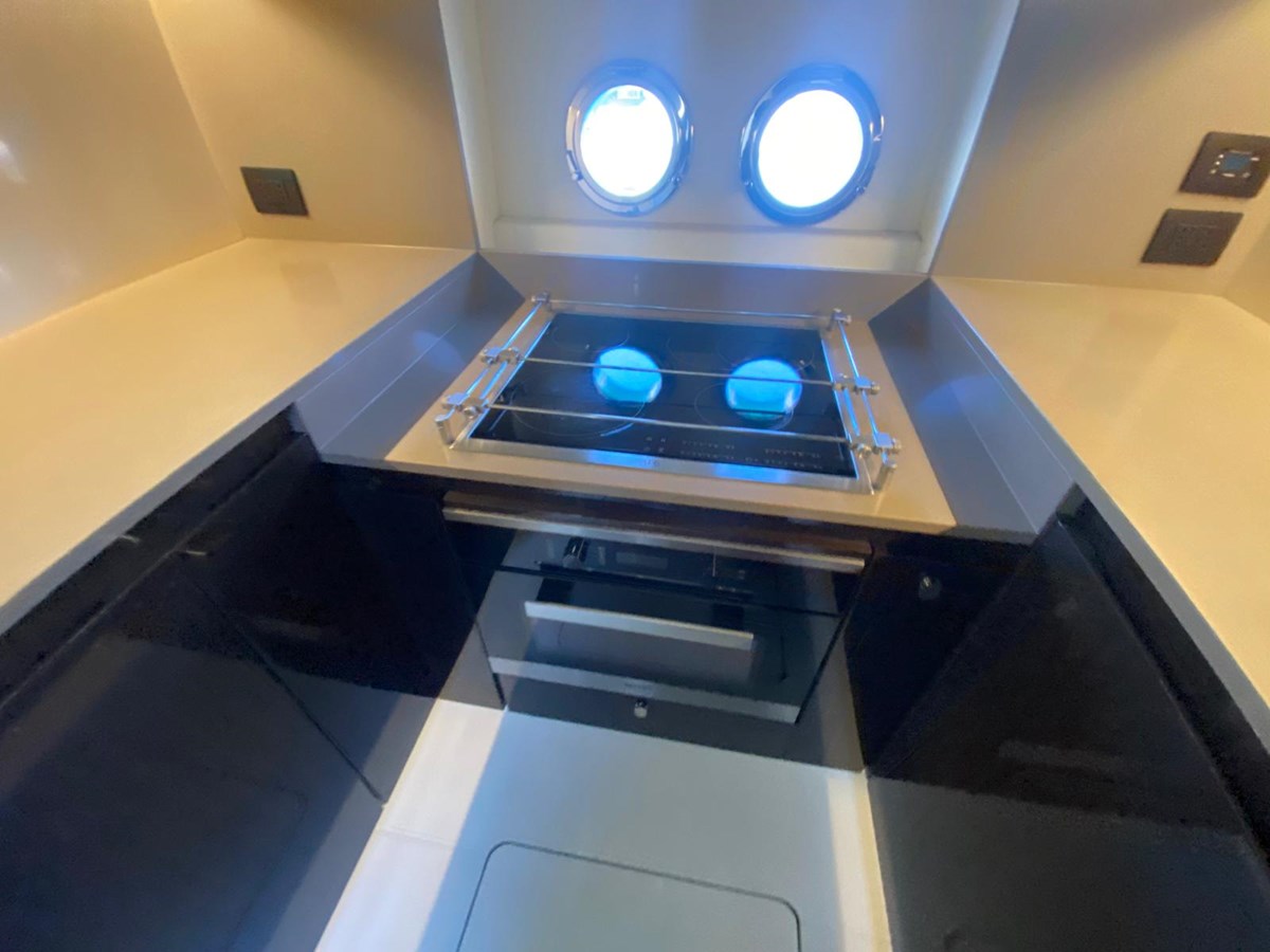 Azimut Yachts Motor Yacht 10009846 For Sale