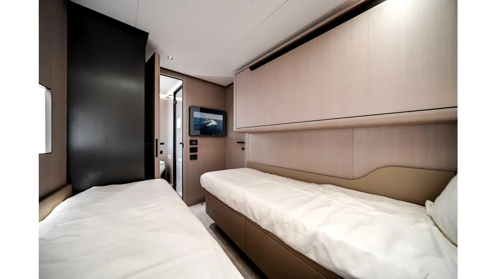 Azimut Yachts Motor Yacht 2025 Azimut S8 For Sale
