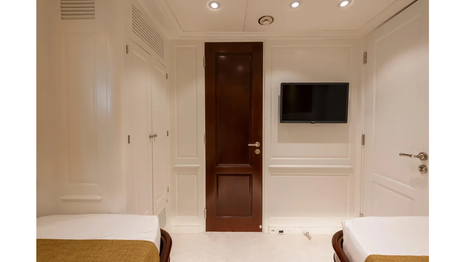 Azimut Yachts Motor Yacht 2008 Benetti classic 120 For Sale