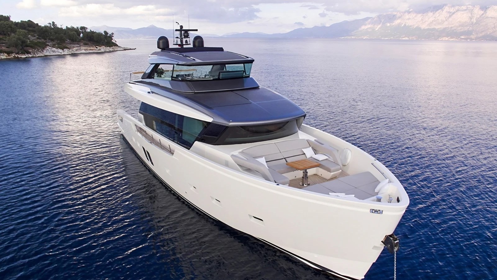Sanlorenzo Yachts Motor Yacht SAHASA For Sale