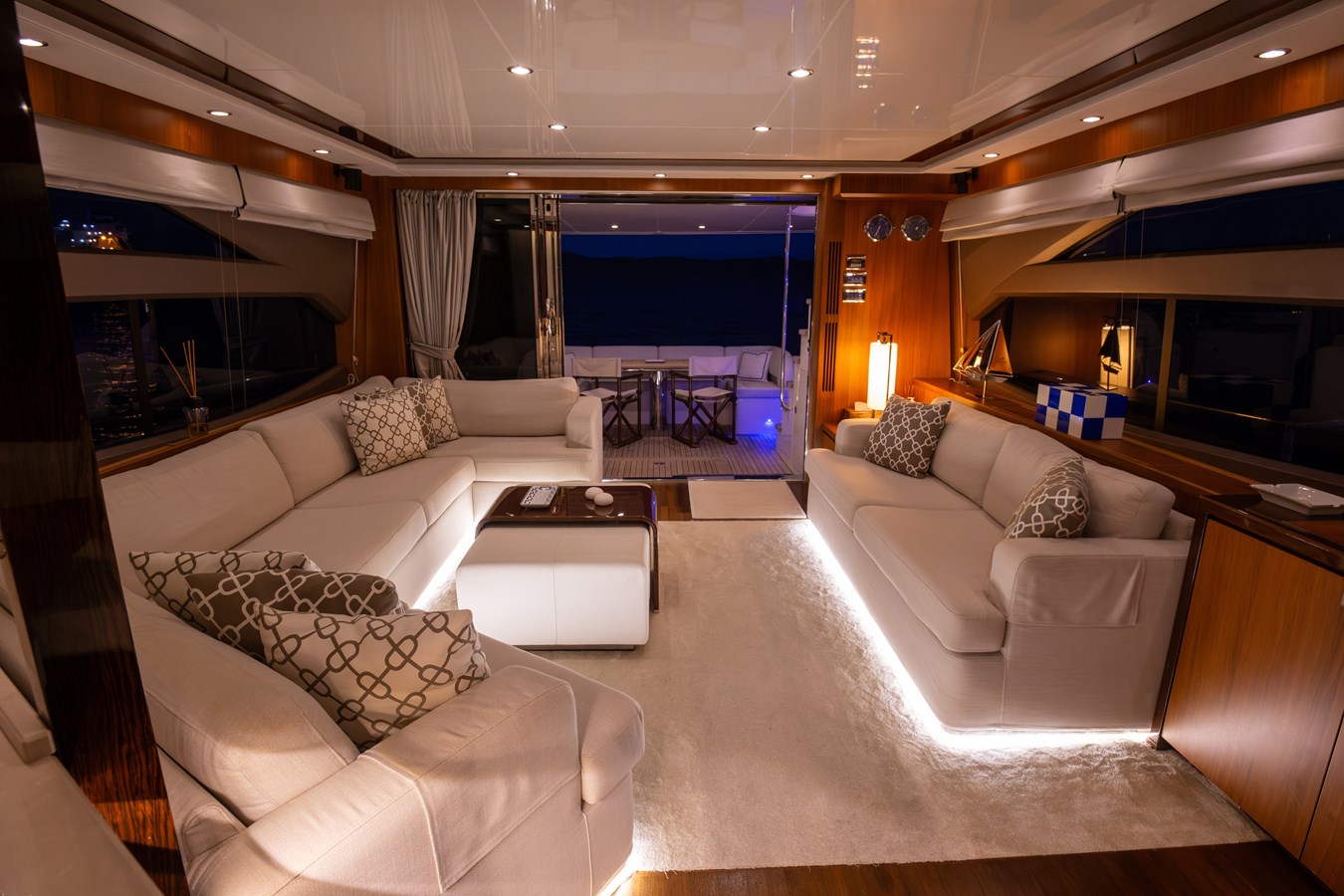Princess Yachts Motor Yacht LAVIMAR II For Sale