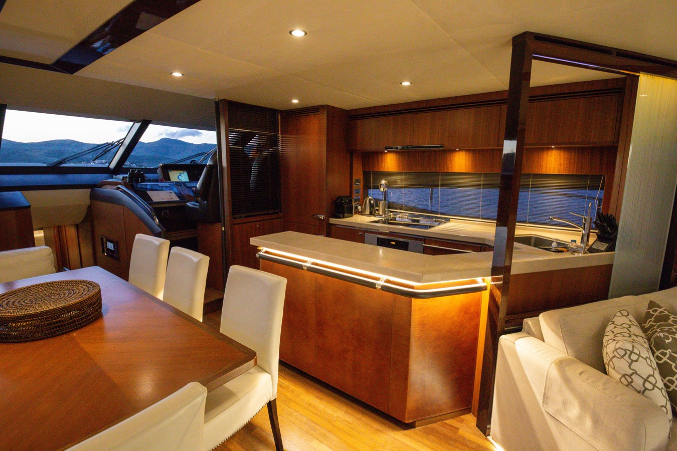 Princess Yachts Motor Yacht LAVIMAR II For Sale