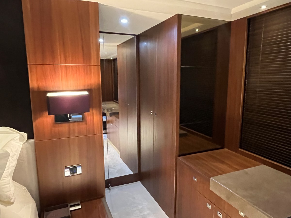 Princess Yachts Motor Yacht LAVIMAR II For Sale