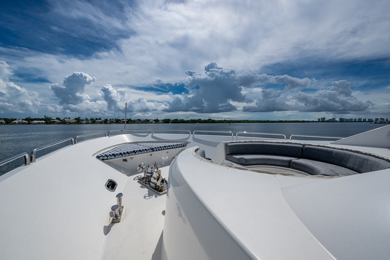Westport Motor Yacht Lila Cuy For Sale