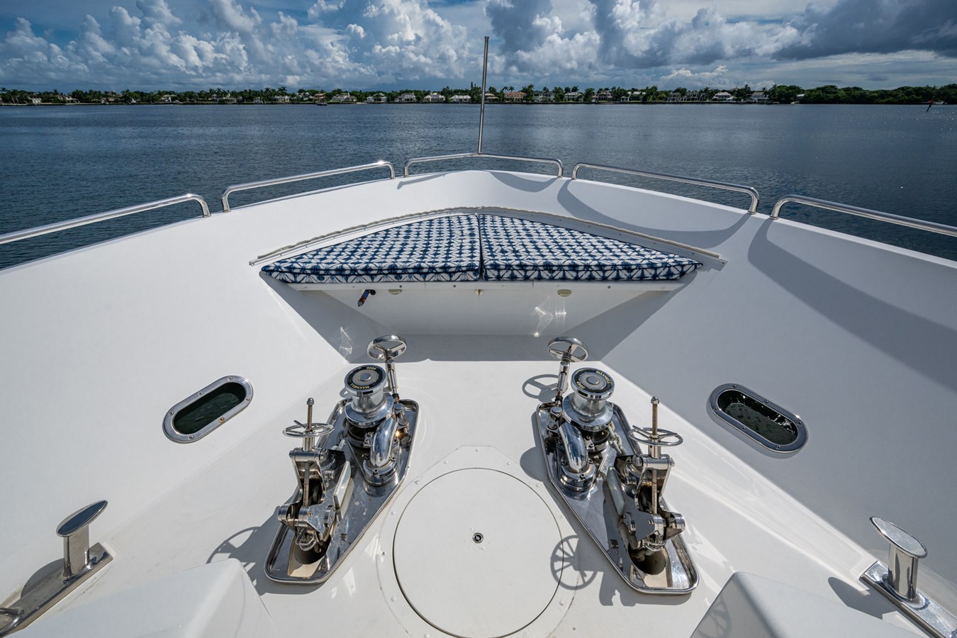 Westport Motor Yacht Lila Cuy For Sale