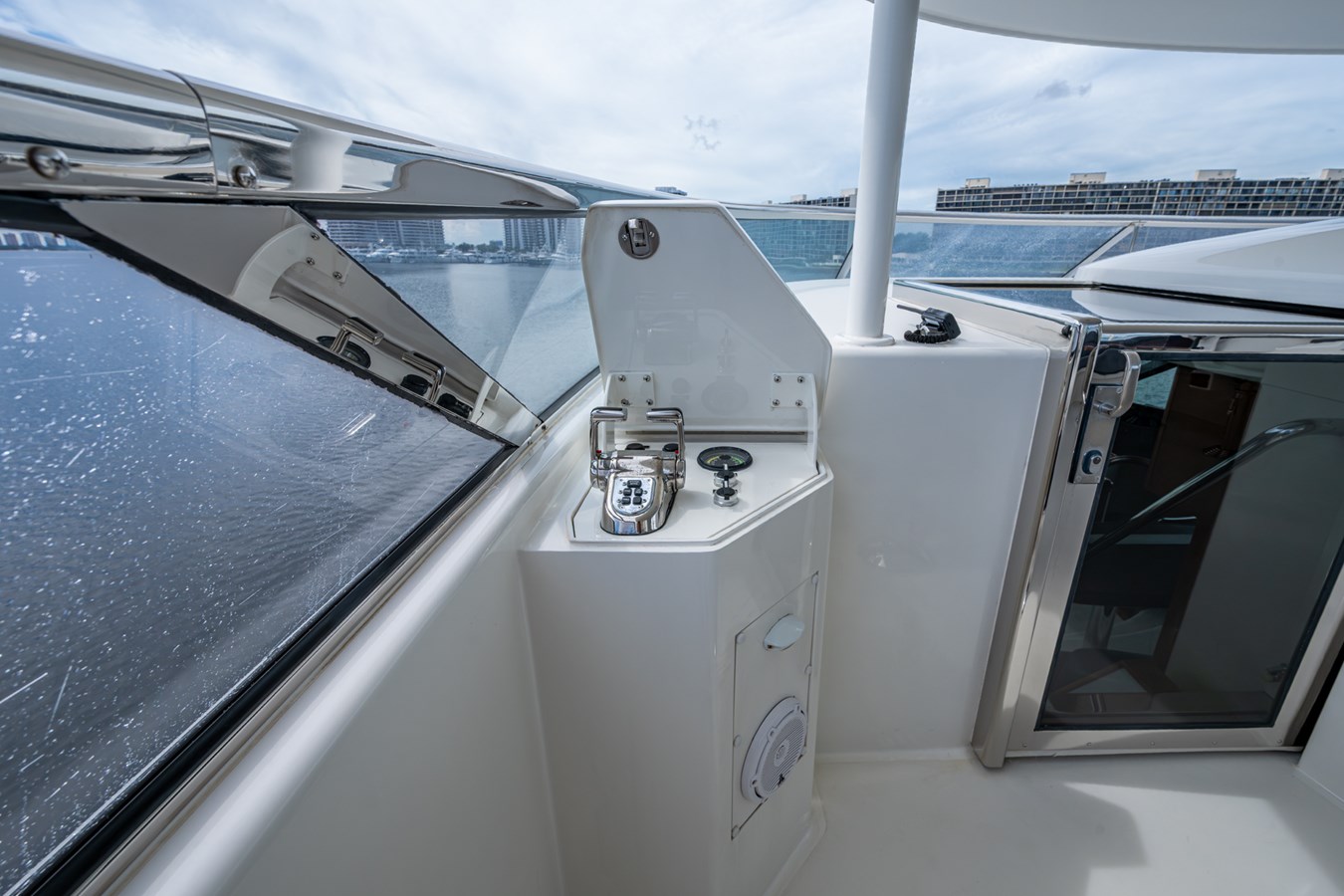 Westport Motor Yacht Lila Cuy For Sale