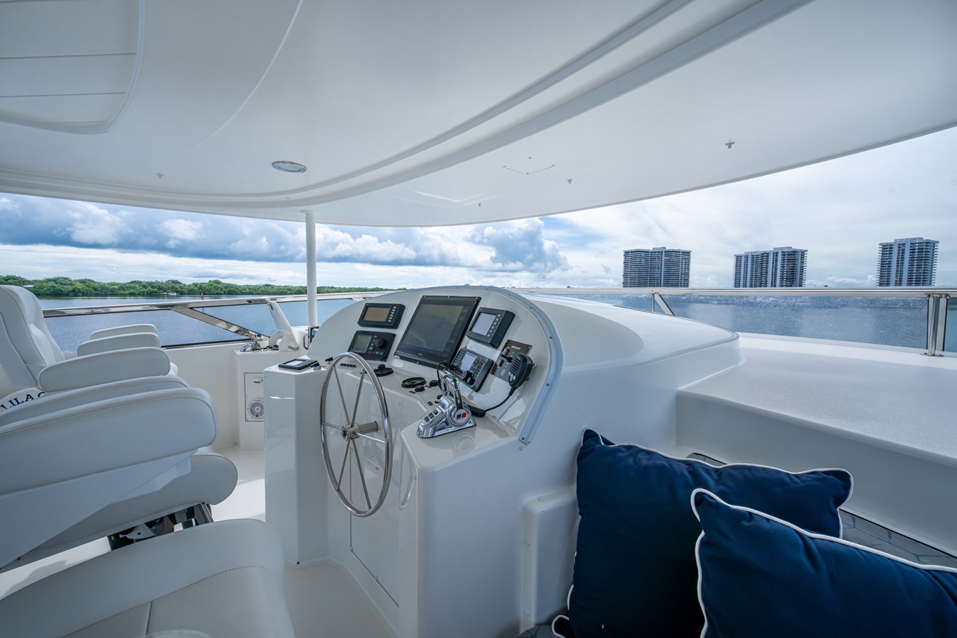 Westport Motor Yacht Lila Cuy For Sale