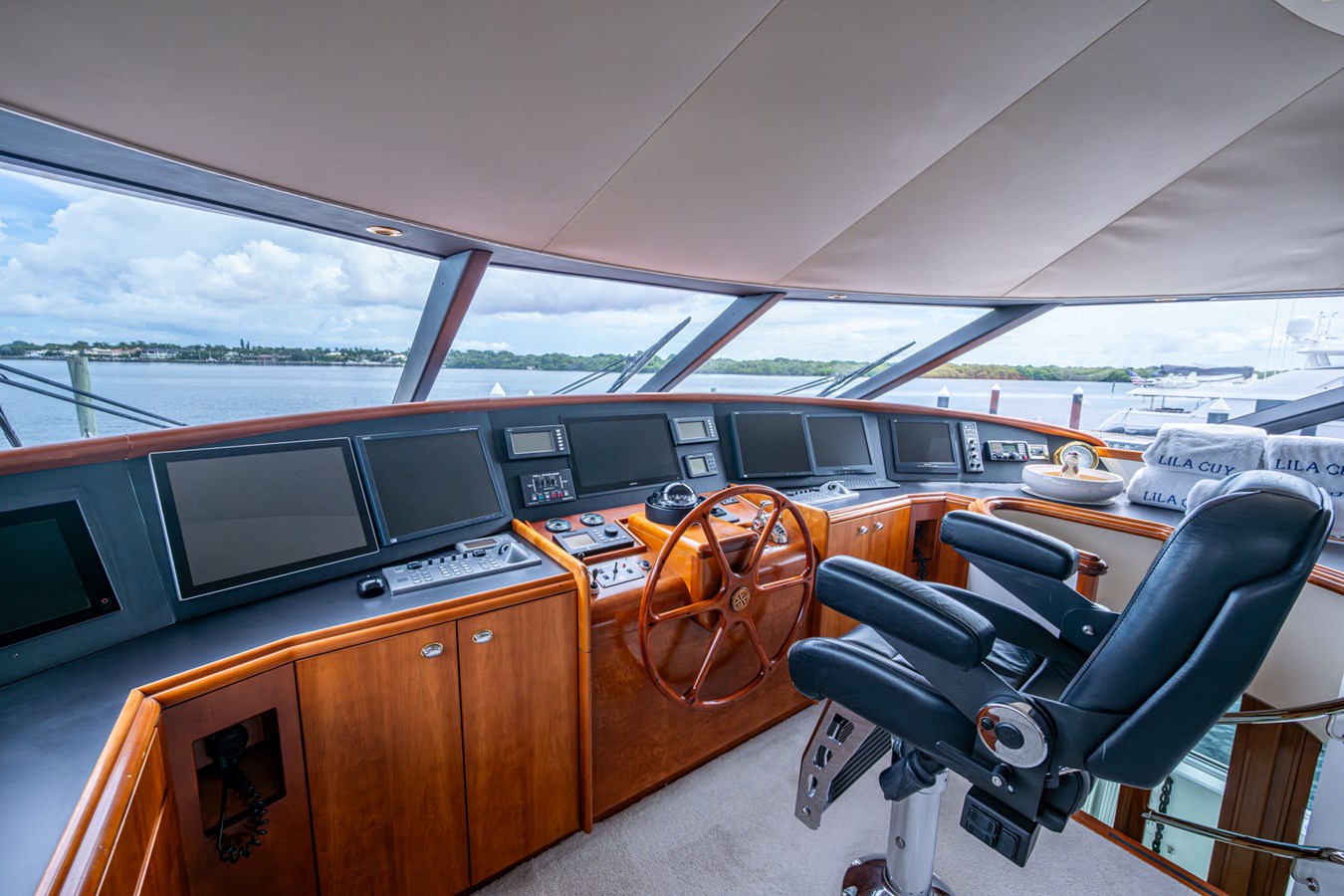 Westport Motor Yacht Lila Cuy For Sale