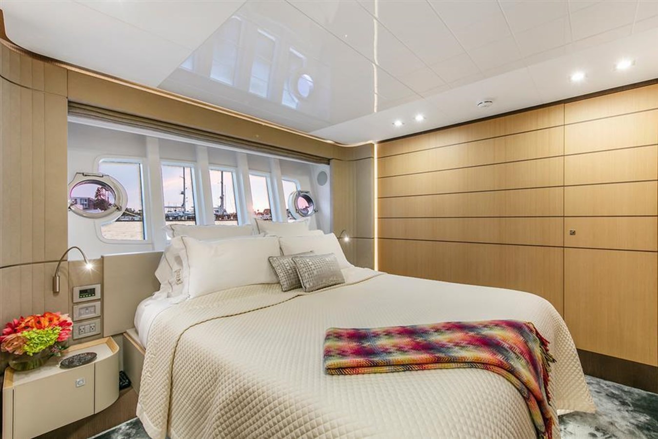 Ferretti Yachts Motor Yacht LONTANO For Sale
