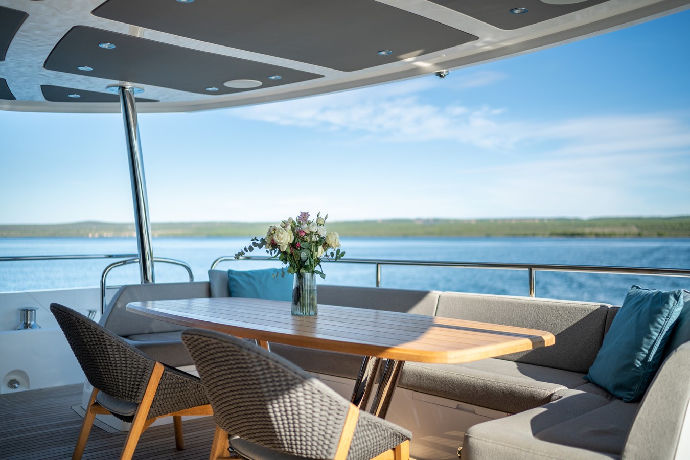 Sunseeker Motor Yacht Black Mamba For Sale