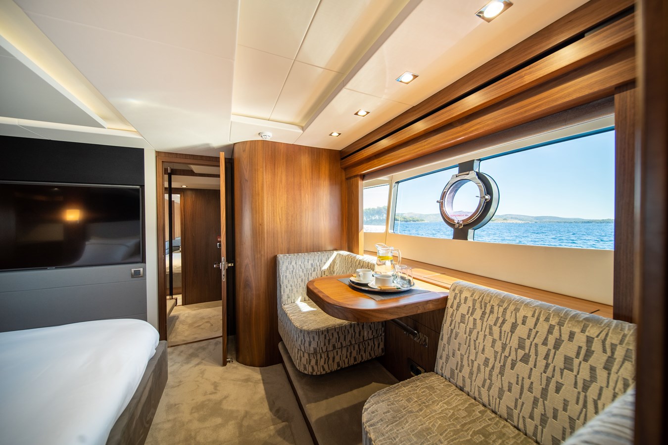 Sunseeker Motor Yacht Black Mamba For Sale
