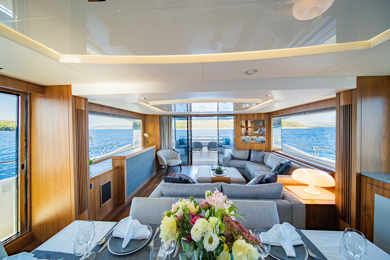 Sunseeker Motor Yacht Black Mamba For Sale