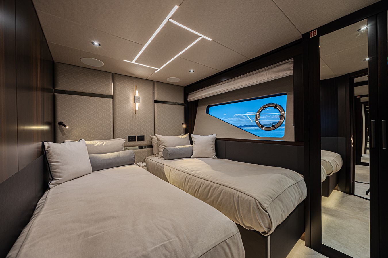 Sunseeker Motor Yacht HIDEOUT For Sale