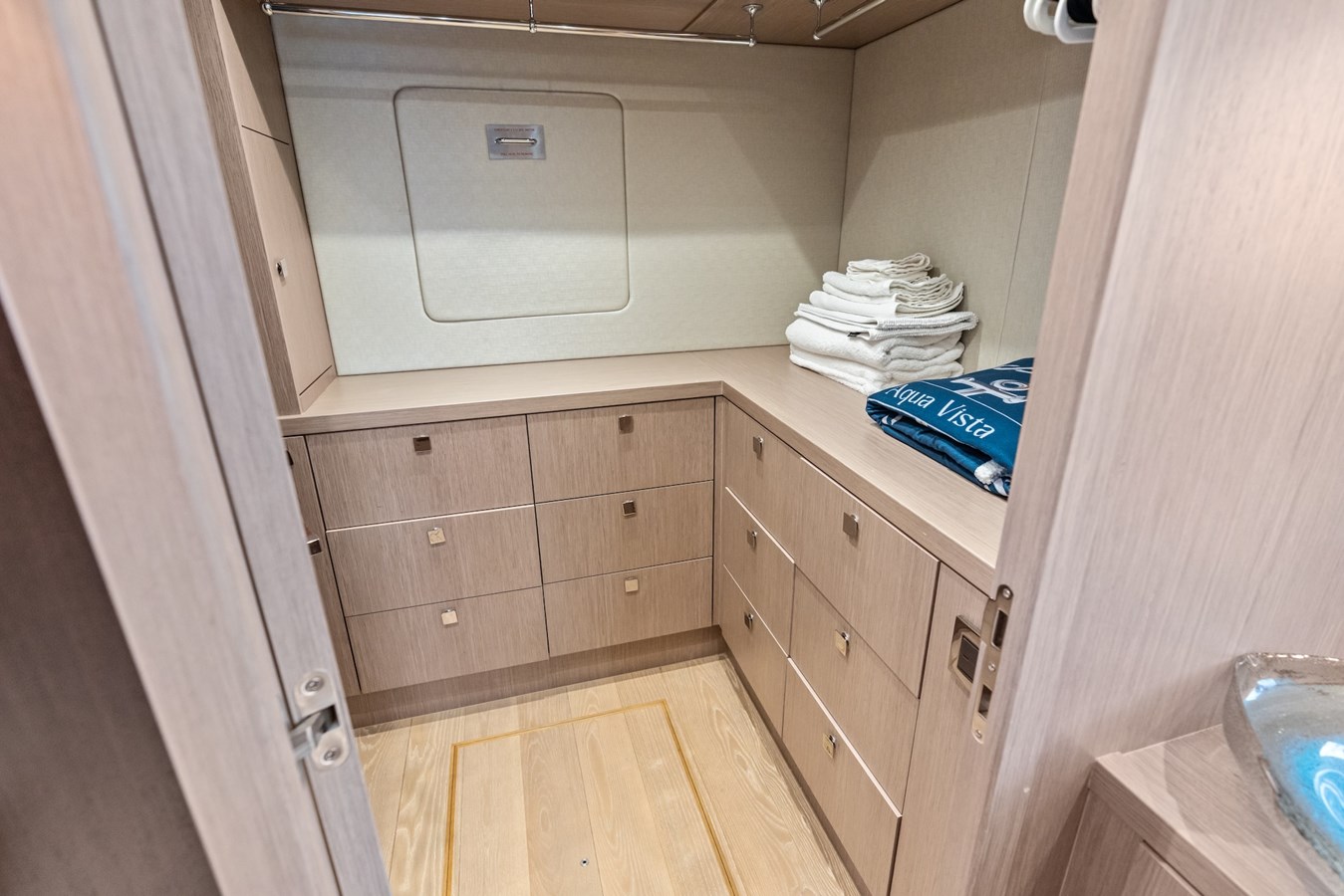 Sunseeker Motor Yacht AQUA VISTA For Sale